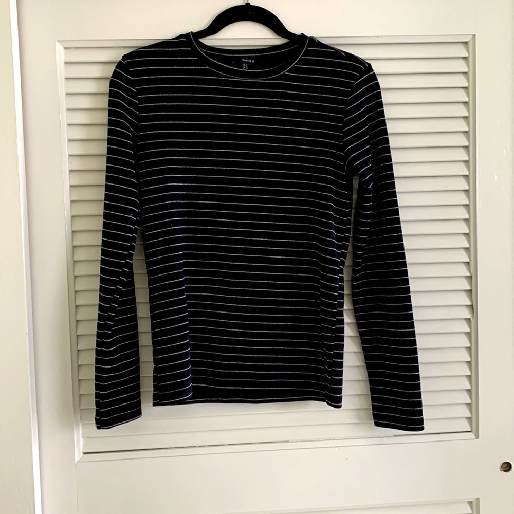 Forever 21 pull over black and white striped sweater